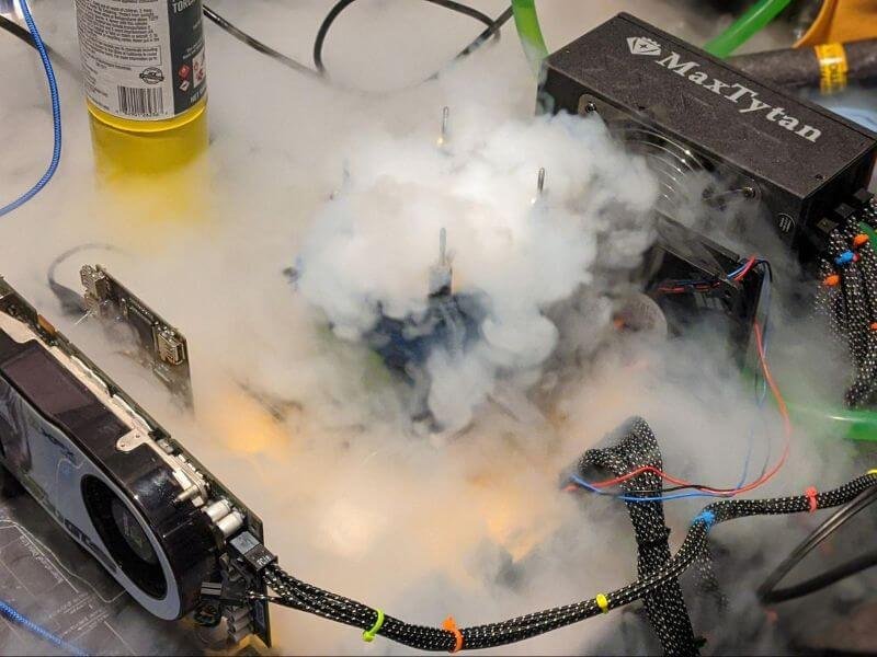 Rủi ro và nhược điểm của Overclocking